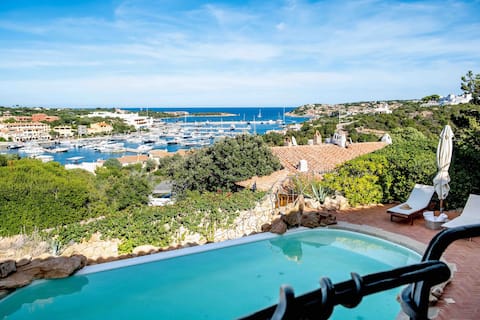 Luxurious villa with Swimming Pool Opera byArch.Couelle