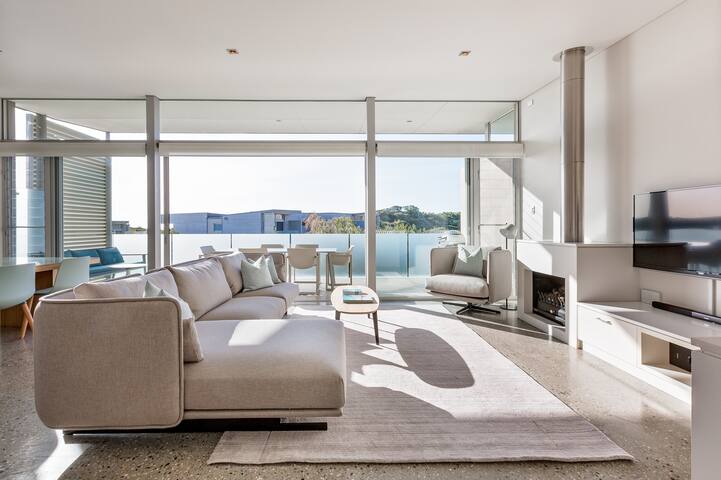 2 Bedroom Garden Villa @ Smiths Beach Resort gallery image 3