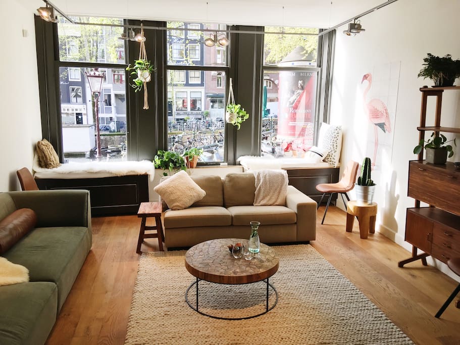 Again: the livingroom on the second floor.