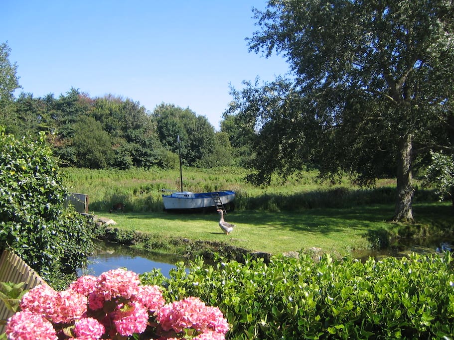 ...de l'autre côté de la rivière ...