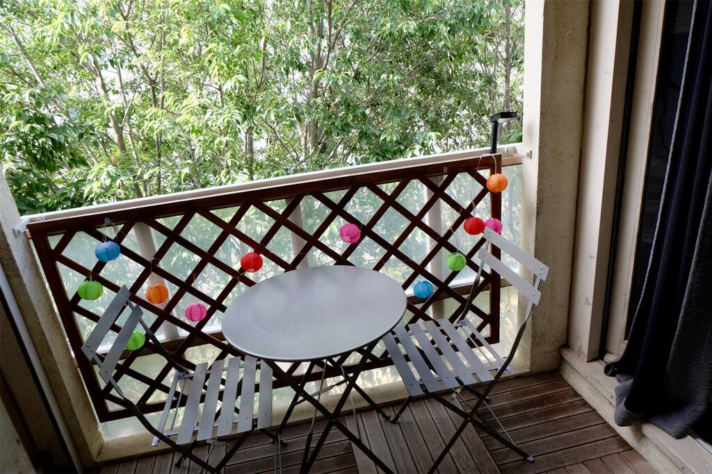 terrasse de 5m2 donnant sur verdure