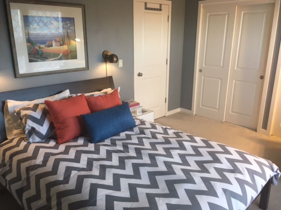 Extra pillows, medium weight comforter, side tables