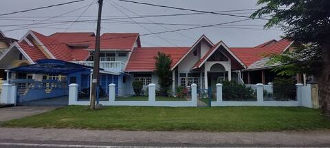 "the Sharpe's Place".
Open view,close to the city