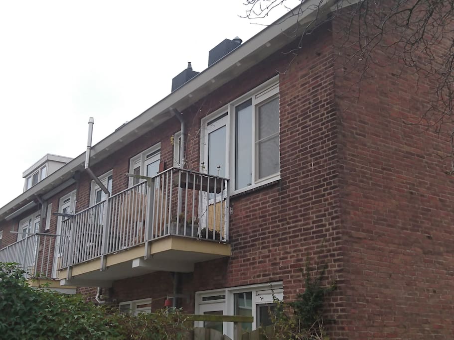 Balkon + woonkamerdeur & keukendeur