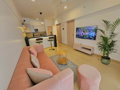 Pvt Jacuzzi @ Riverfront Golf View : in-STAbode!