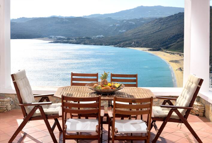 WONDERFUL VILLA CHRYSTA gallery image 3