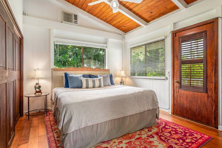 Original Kona Beach Boys Estate gallery image 4