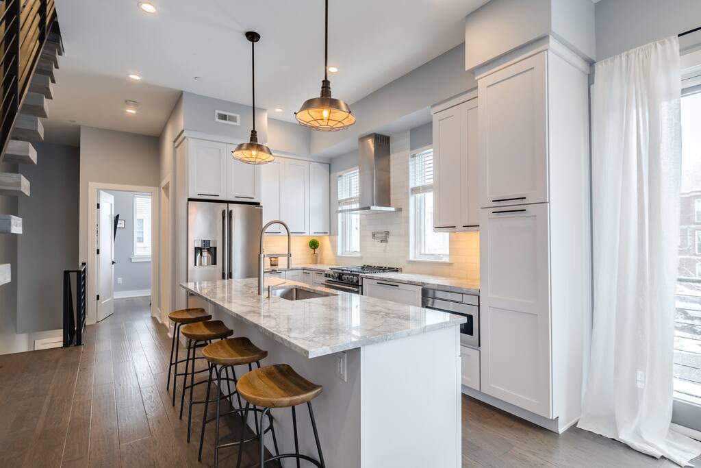 Great kitchen to cook a meal!