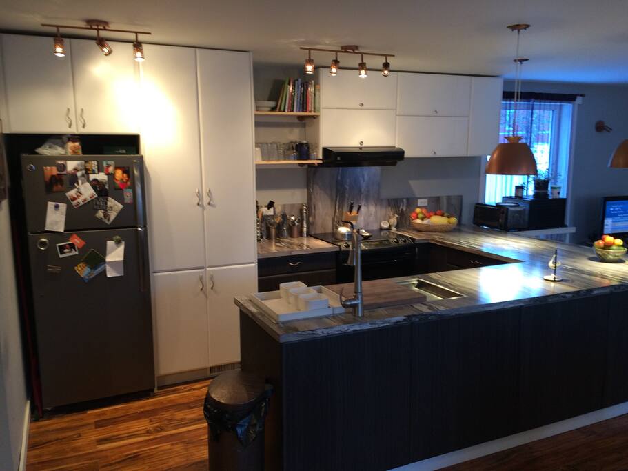 Have fun playing in the kitchen.