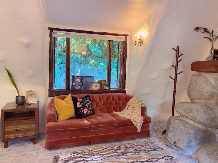 Enchanted Forest Suite in Iconic Storybook Cottage Houses for Rent in