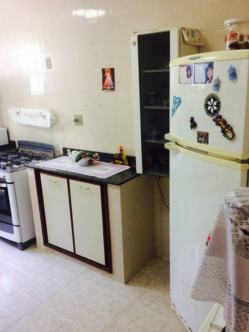 Cozinha ampla e completa