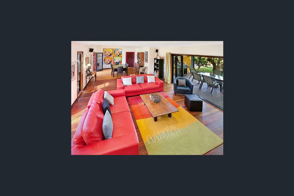 The Lounge Room