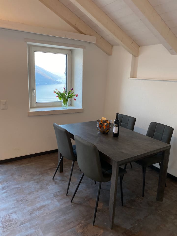 Loft Briga - 2.5 Locali Con Magnifica Vista Lago - Brissago