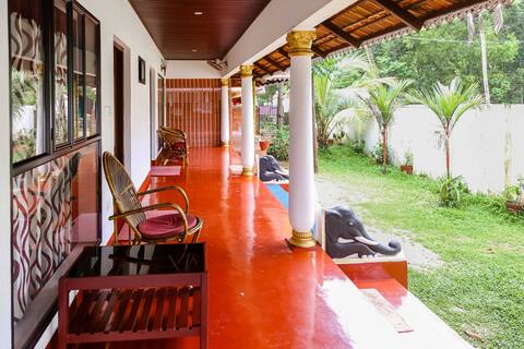 Beach property  villa  5 ac rooms