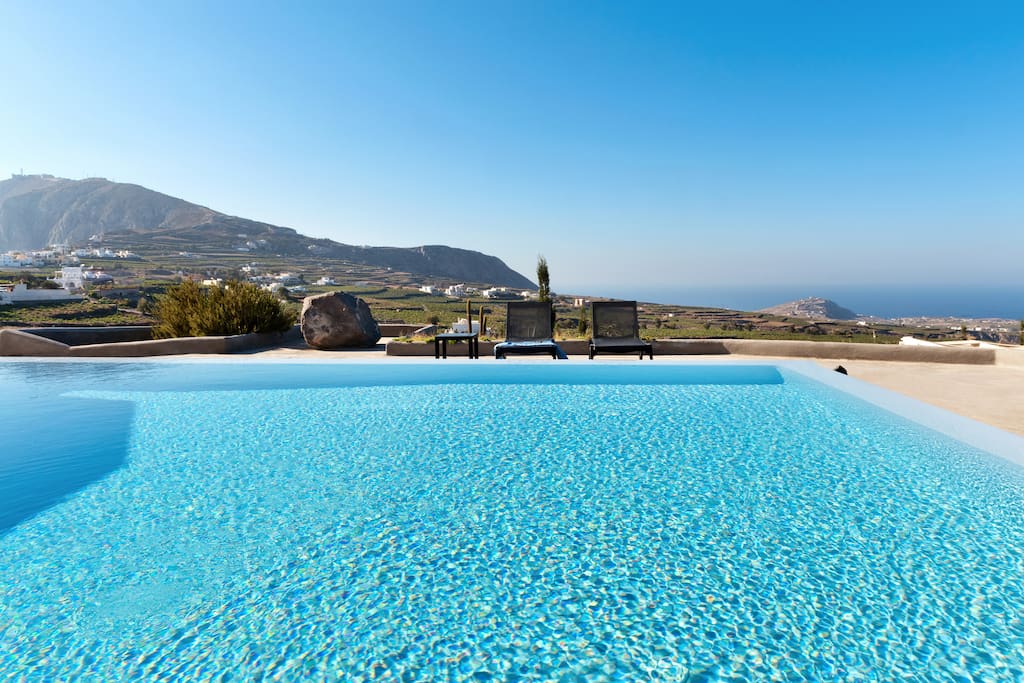 Private Pool and Landscape View