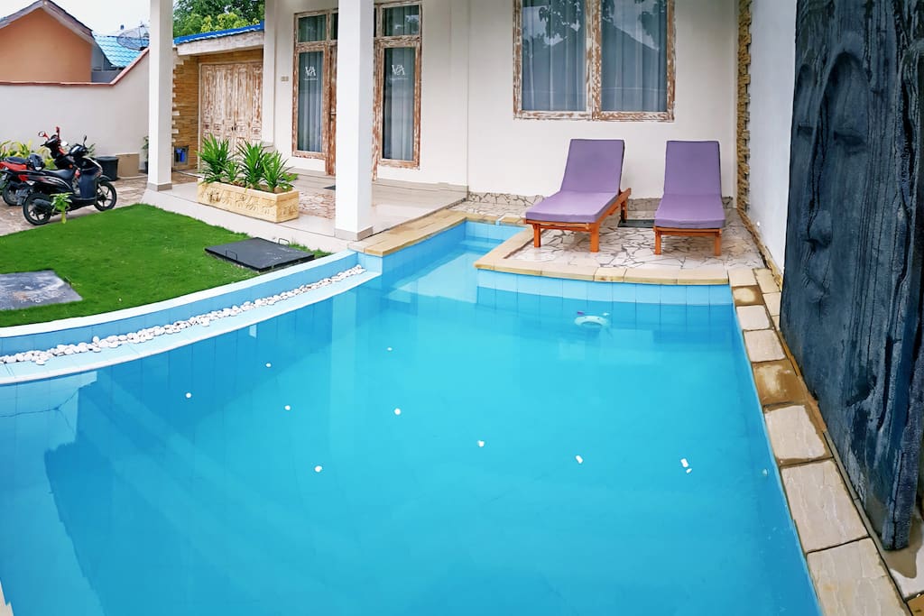 Private pool