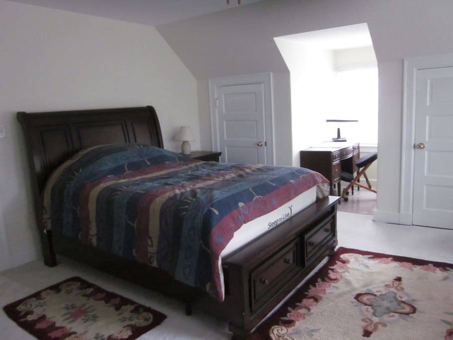 Example of the third floor bedroom.