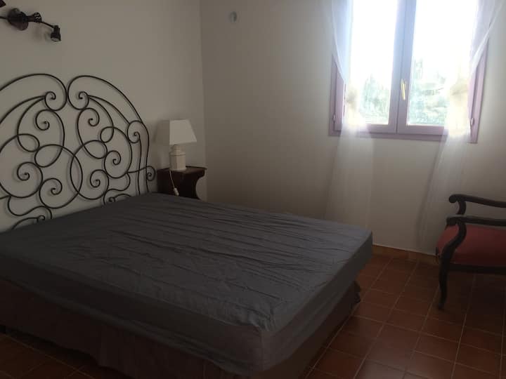 חדר שינה 3 (קומה 1) מיטה 140