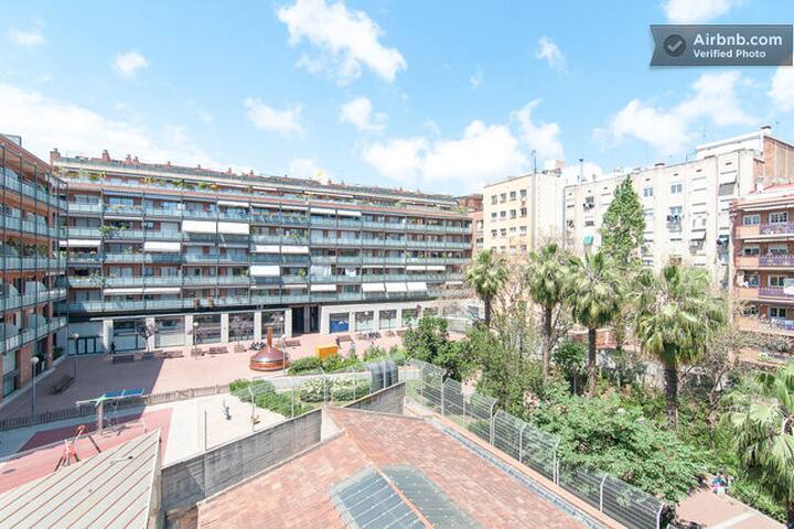 BBarcelona Sagrada Familia 32 gallery image 3