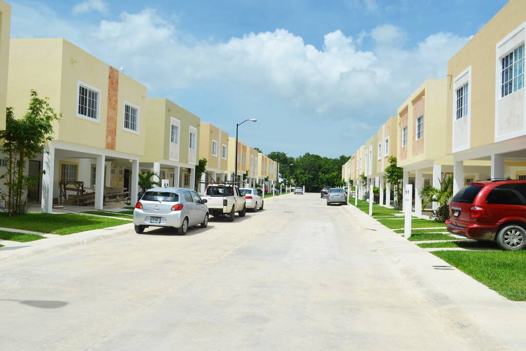 Privada con calle amplia