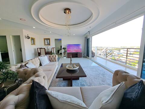 VIP 2BR Penthouse-Kandi Palace 155sqm w/ Jacuzzi