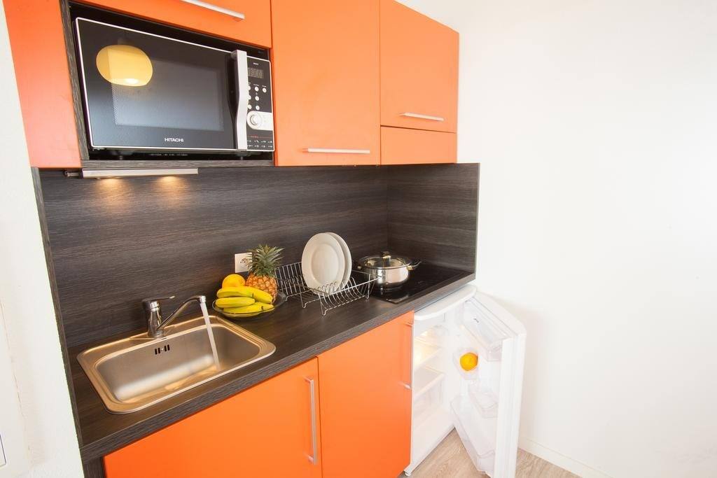 Make a quick meal in the kitchenette.