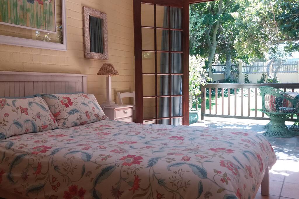 Tranquil bedroom overlooking the garden