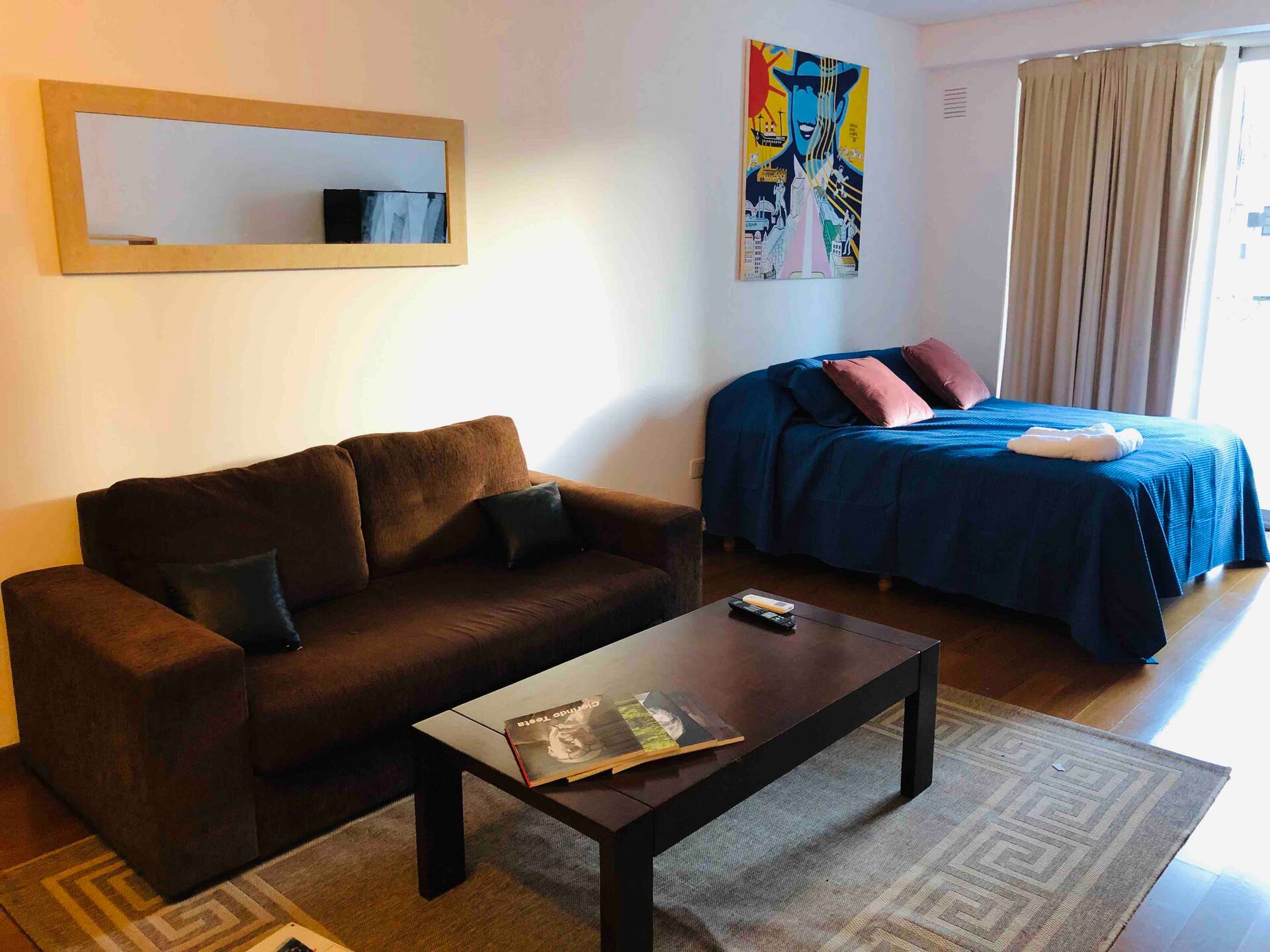 Studio apartment with balcony in Recoleta