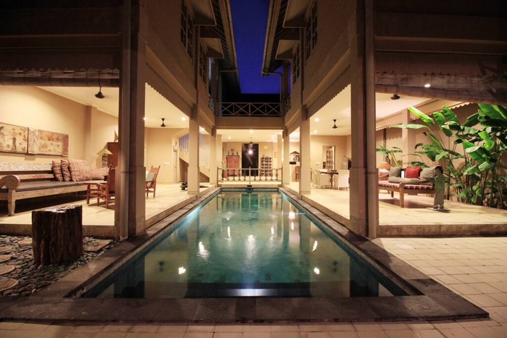 swimming pool