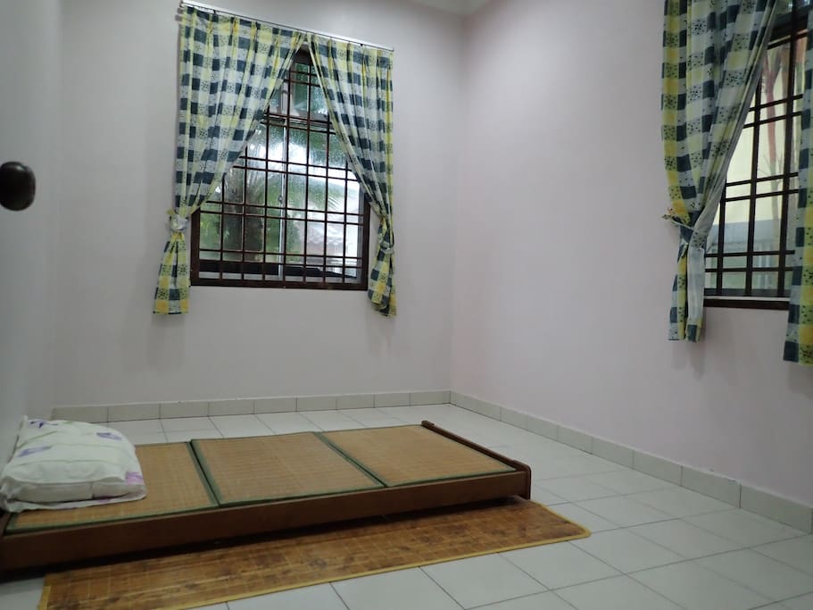 3rd Bed Room with Japanese Tatami