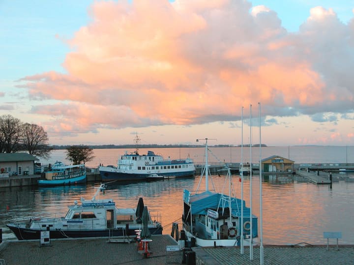 Apartment at the Hiddensee jetty.