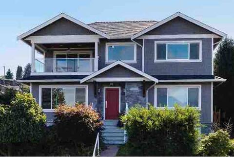 Beautifully renovated home with a stunning view!