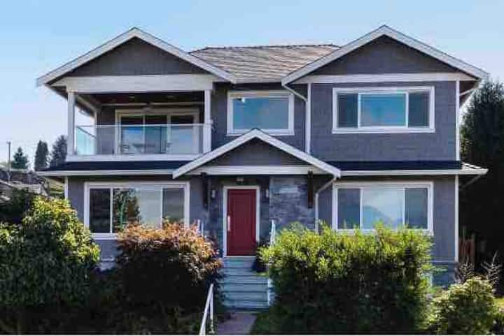 Beautifully renovated home with a stunning view!