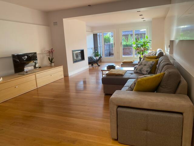 Ondarreta Beach · Singular y exclusivo gallery image 3