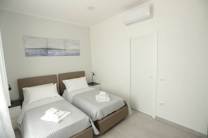 Esclusivo 110 mq al centro storico con terrazza gallery image 3