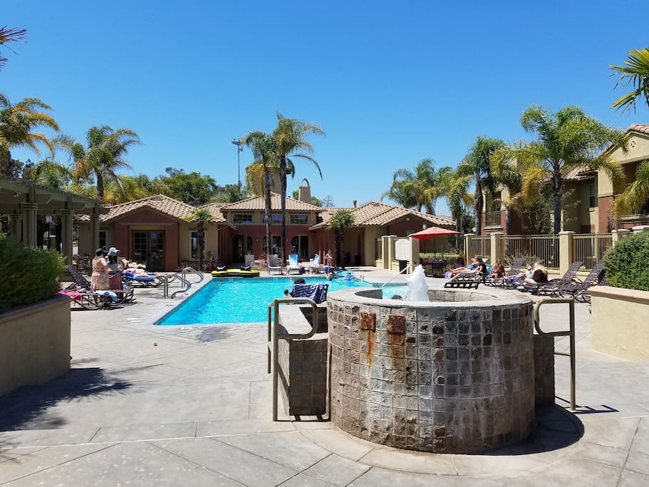 Complex Pool, Gym, & Clubhouse