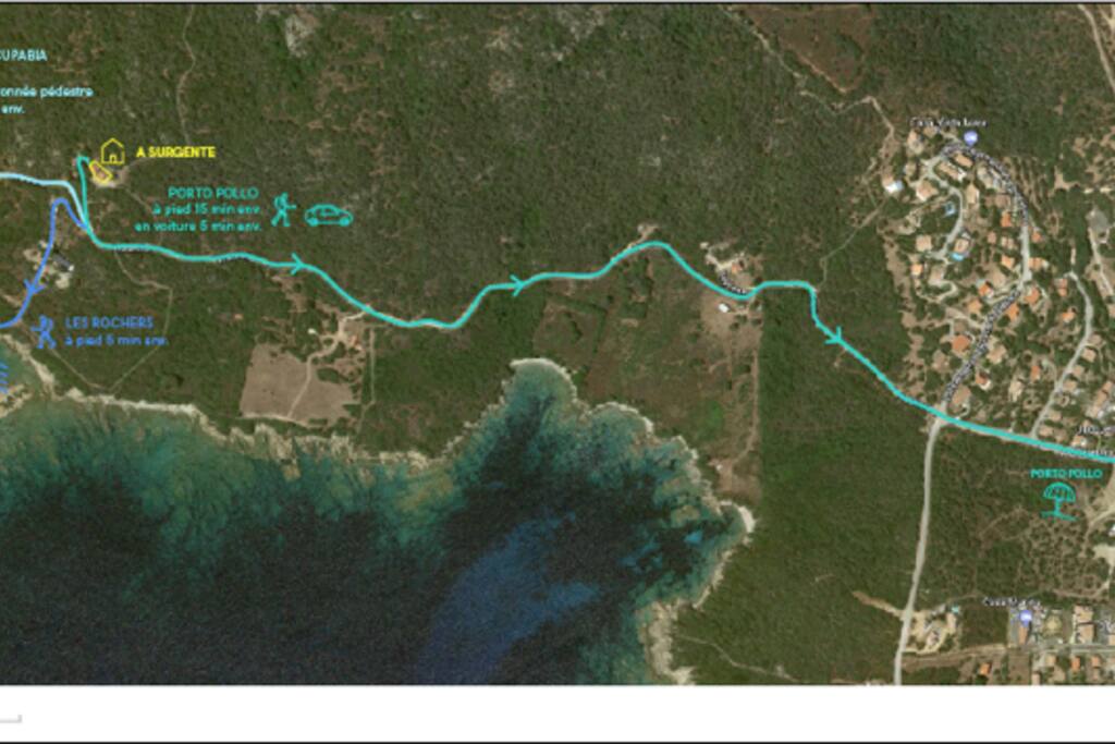 1 km de piste en terre pour aller au village et à la plage