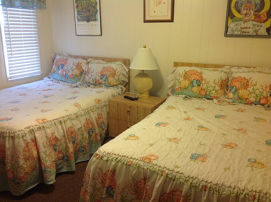 Bedroom 2-2 double beds