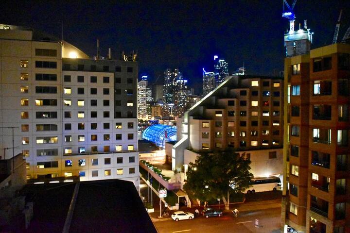1 Bedroom Apartment -2min walk to Darling Harbour