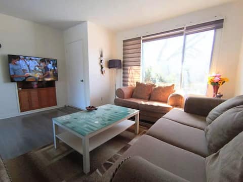 Entire house near Poker club,wifi,parking