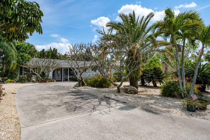 Vintage Vina Del Mar Beach Home!