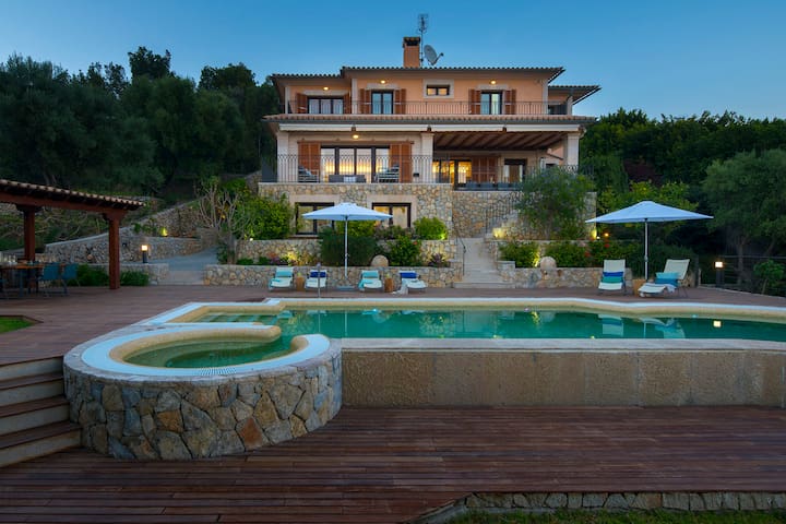 Luxury Sea-View Villa in Southwest