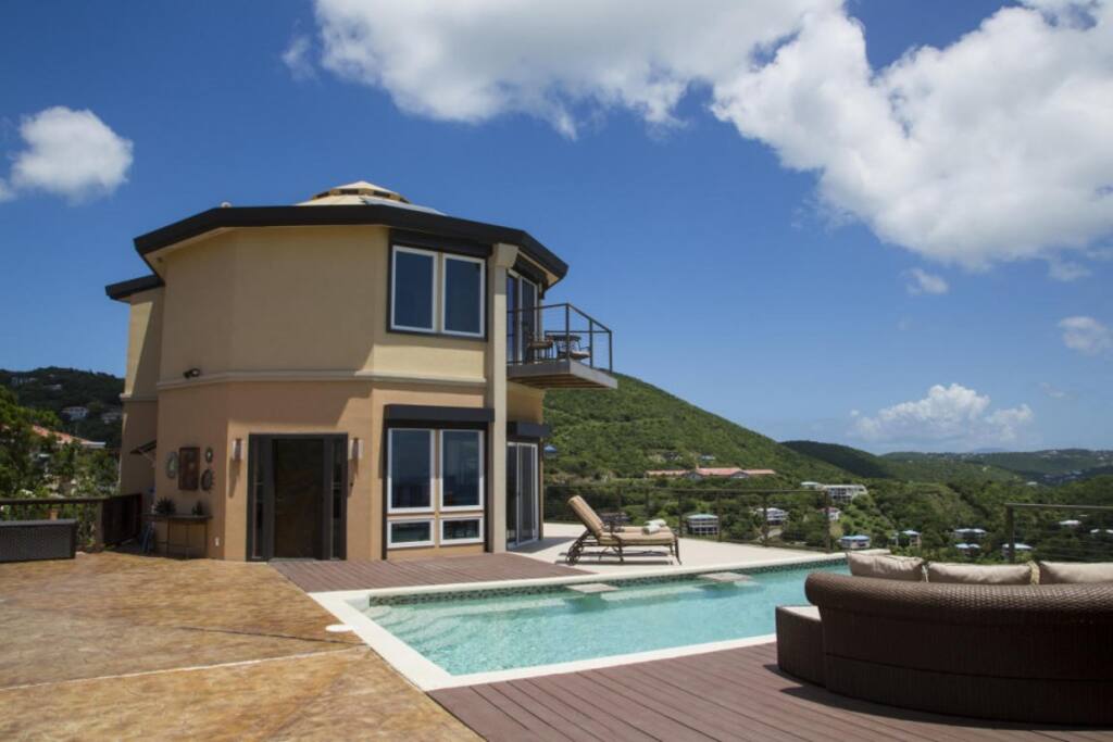 Luna Guest House