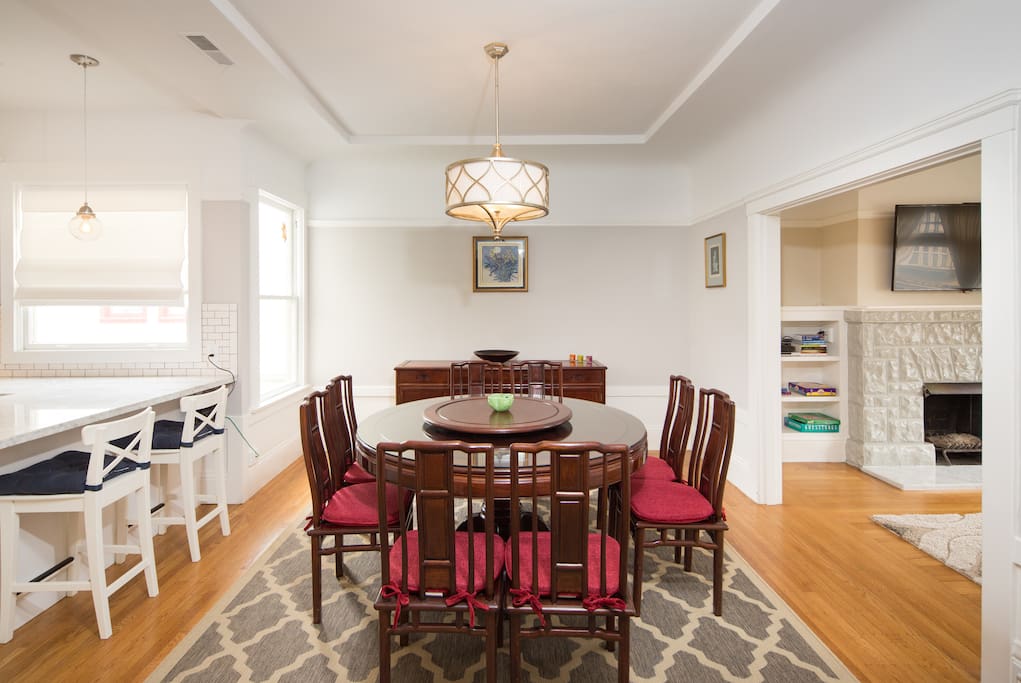 Formal dining room