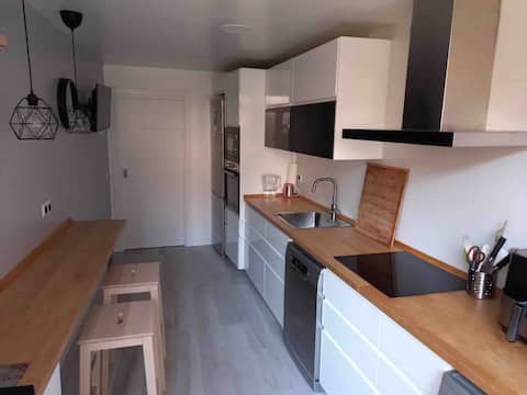Quiet stay apartment with parking