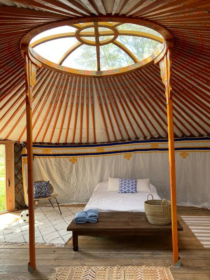 L'intérieure de la Yourte