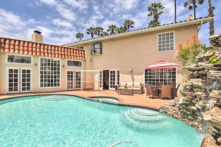 Spacious Home W/ Poolside Oasis Near The Beach! - San Diego, CA