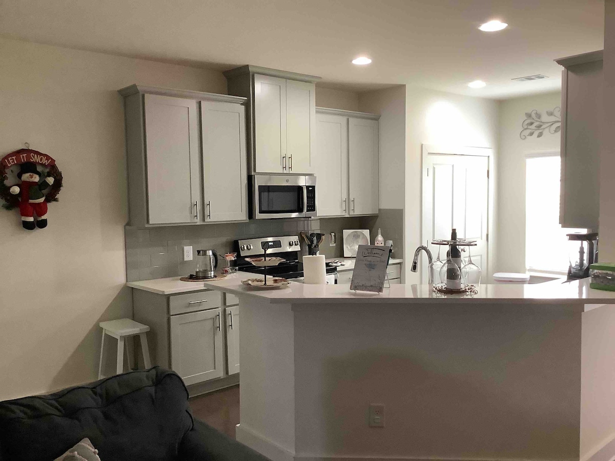 Modern & Spacious SweetHome .!