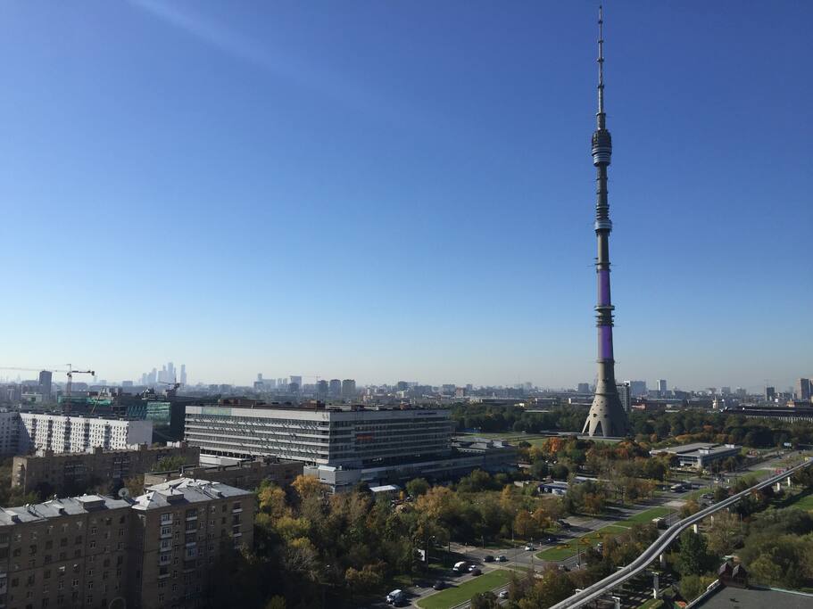 Все фото сделаны на телефон, в реальности все выглядит намного интереснее.