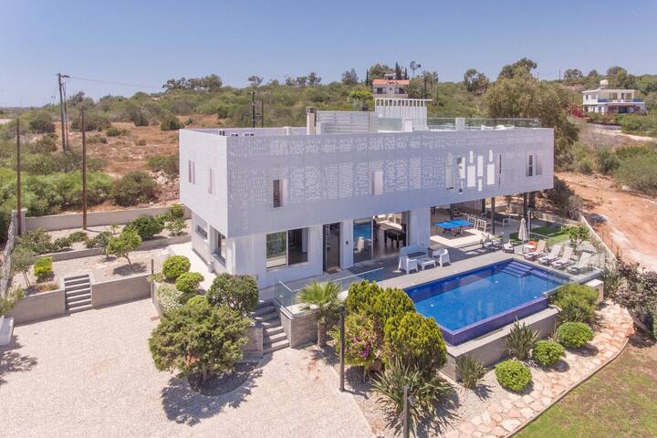 Touristinfo.world managed Airbnb listing 1